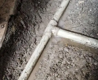 塔城地漏水维修电话